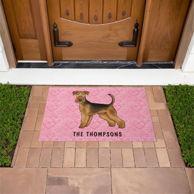 Airedale Terrier Hund mit rosa Herzen und Name Fußmatte (Außenbereich)