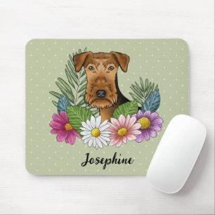 Airedale Terrier mit farbenfrohen Blumen und Namen Mousepad