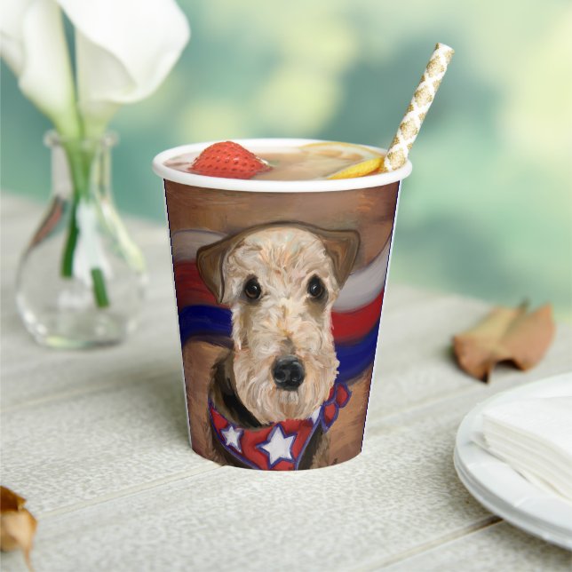 AIREDALE TERRIER PAPPBECHER (In Situ)