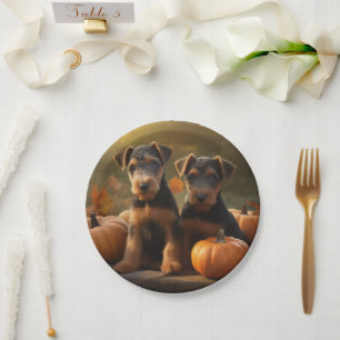 Airedale-Welpe Herbstfreude Kürbis Pappteller