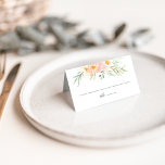 Airy Floral Wedding Platzkarte<br><div class="desc">Die Platzkarte mit Blumen in Aquarellfarben oder die Tischkarte zeichnen sich durch ihre überragende Blume aus, die aus Pastellpfirsichen besteht und mit einem feinen grünen Blattwerk versehen ist. Platz für den Namen und die Tischnummer der Gäste. Karten rückwärts, um einen passenden botanischen Kranz mit Ihren Initialen und Hochzeitstermin im Inneren...</div>