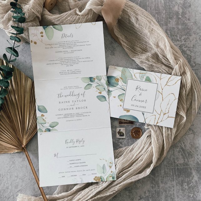 Airy Greenery | Leaf Back Wedding All in one Dreifach Gefaltete Einladung (Von Creator hochgeladen)