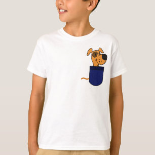 AJ - Pup in einem Pocket-Shirt T-Shirt