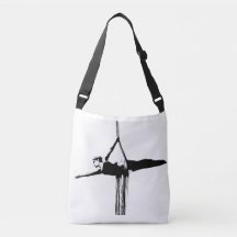 Les soies aériennes croisent le sac de gymnase de