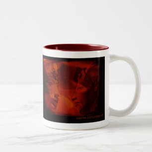 akhenaton frequentiert die Sande von Ägypten Zweifarbige Tasse