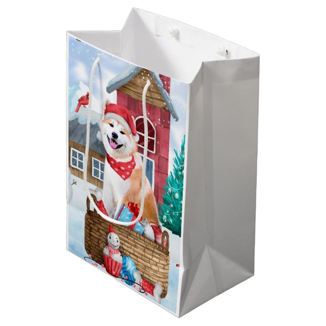 Akita Hund im Schnee Weihnachts-Hundehaus Mittlere Geschenktüte (Vorderseite Schrägansicht)