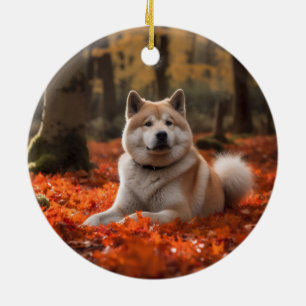 Akita im Herbst inspiriert vom Fall der Blätter Keramik Ornament