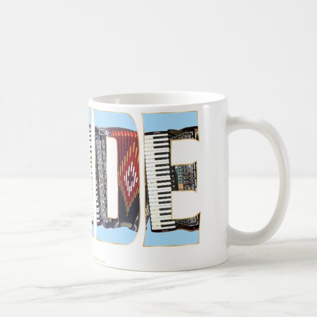 Akkordeon-Stolz Kaffeetasse (Rechts)