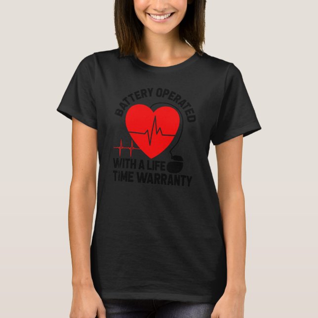 Akkubetriebener Herzschrittmacher - Herzinfarkt T-Shirt (Vorderseite)