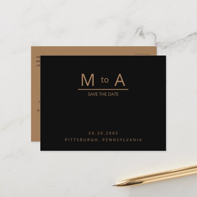 Aktuelle Schwarz/Gold-Monogramm Save the Date Ankündigungspostkarte (Vorderseite/Rückseite Beispiel)