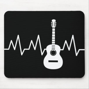 Akustischer Gitarrenherz-Beat Mousepad