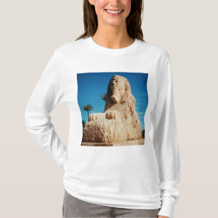 Alabaster-Sphinx, neues Königreich T-Shirt
