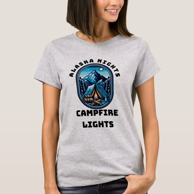 Alaska Nächte, Campfire Leuchten T-Shirt (Vorderseite)