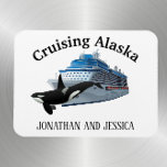 Alaska Orca Killer Whale Ship Magnet<br><div class="desc">Dieses Design wurde mithilfe von digitaler Kunst erstellt und kann in dem Bereich personalisiert sein, der zur Verfügung gestellt wird, oder indem Sie den Klick wählen, um weitere Optionen anzupassen und den Namen, die Initialen oder die Wörter zu ändern. Sie können auch die Textfarbe und den Textstil ändern oder den...</div>