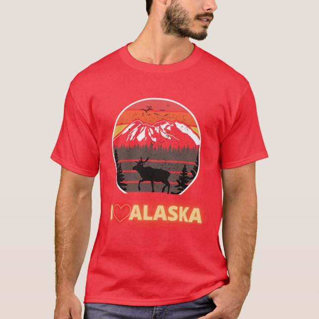 Alaska Usa I Love Alaska Mountains Neon Retro Suns T-Shirt (Vorderseite)