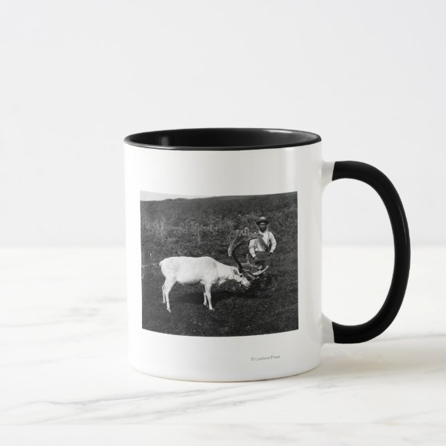 Alaskan Eskimo und die gefangenen Rentier Tasse (Rechts)