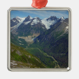Alaskan Glacier-Carved Valley Ornament Aus Metall