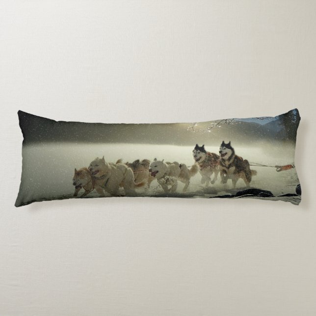 Alaskan Husky Dog Sled Race Seitenschläferkissen (Vorderseite)