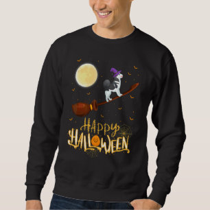 Alaskan Malamute Hund fährt mit Hexe auf Schrotfli Sweatshirt