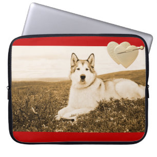 Alaskan Malamute Hundeherzen Laptop Sleeves