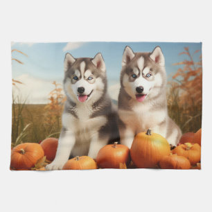 Alaskan Malamute Welpe Herbstvergnügen Kürbis Geschirrtuch