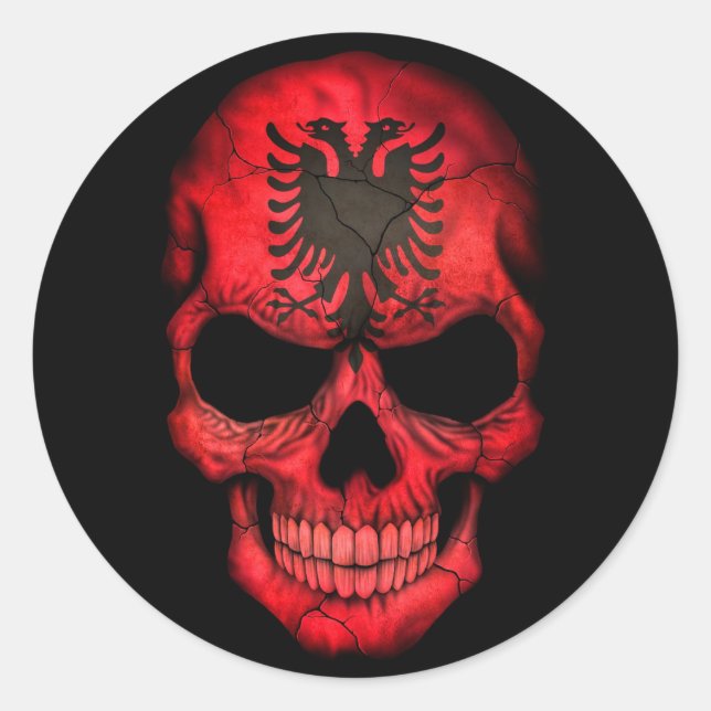 Albanischer Flaggenschädel auf schwarz Runder Aufkleber (Vorderseite)