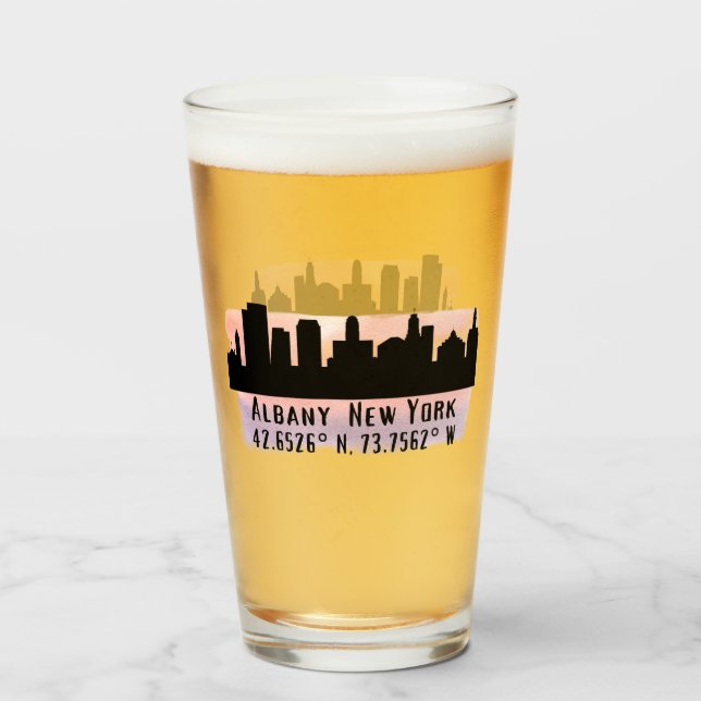Albany NY City Skyline Beer Glas (Vorne (Gefüllt))