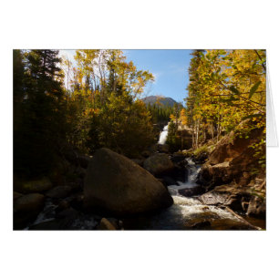 Alberta Falls im Herbst in Rocky Mountains