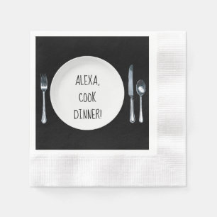 Alexa Command kocht Abendessen auf Teller Serviette