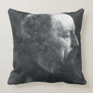 Alfred, Lord Tennyson (1809-92) c.1868 Kissen