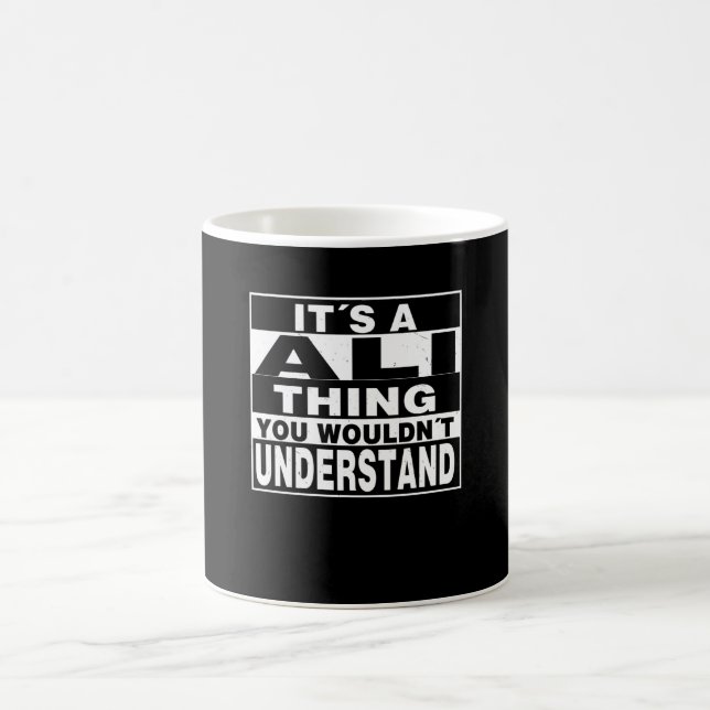 ALI-Nachname Personalisiertes Geschenk Kaffeetasse (Mittel)