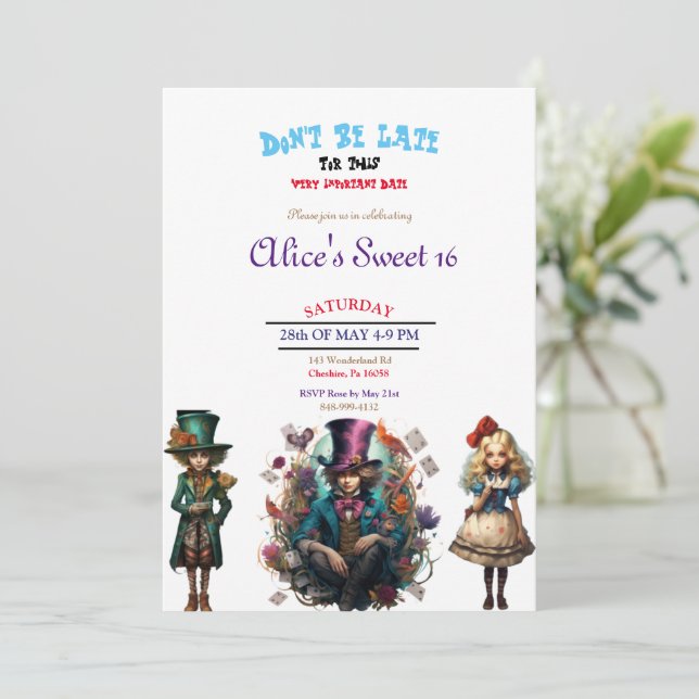 Alice im Wunderland Sweet 16 Einladungen (Stehend Vorderseite)