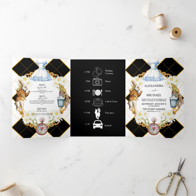 Alice im Wunderland Wedding Tri-Fold Einladung (Innenseite)