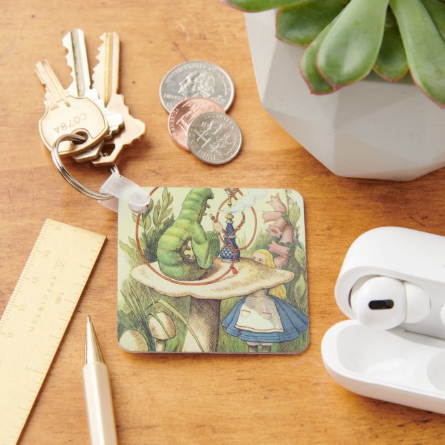 Alice trifft die Raupe Schlüsselanhänger (Schreibtisch)