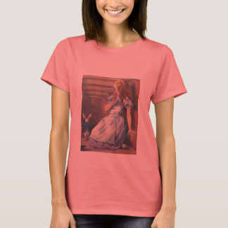 Alice und das weiße Kaninchen T-Shirt