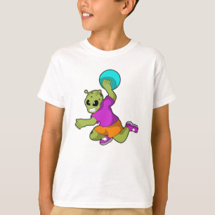 Alien beim Handballspieler mit Handball T-Shirt