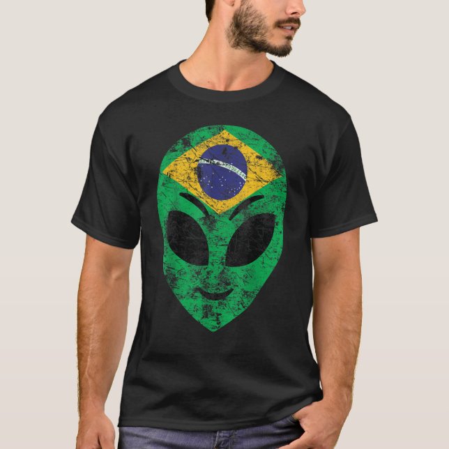 Alien Face Vintage Brazil Flag T-Shirt (Vorderseite)