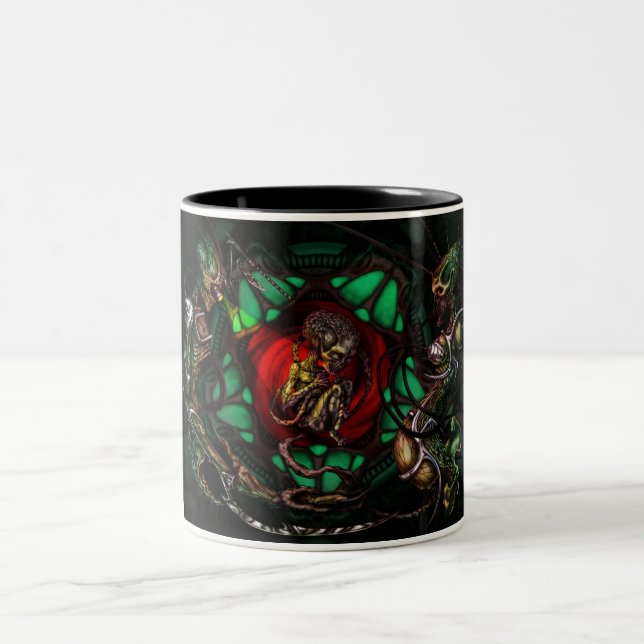 Alien-Familien-Bild Zweifarbige Tasse (Mittel)