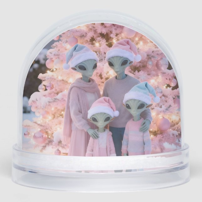 Alien Family Christmas Holiday Portrait (Avant)