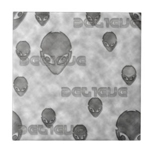 Alien glaubt fliese