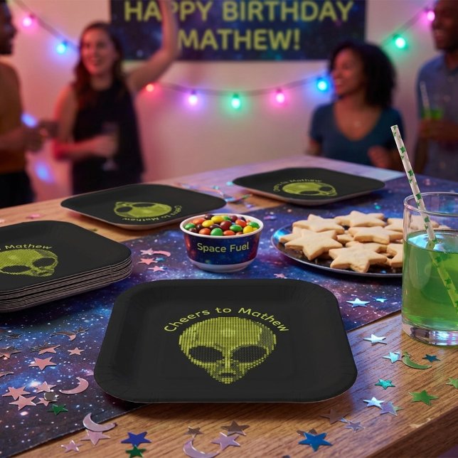 Alien-Halftone-Geschenktüte mit individuellem Text Pappteller (Von Creator hochgeladen)