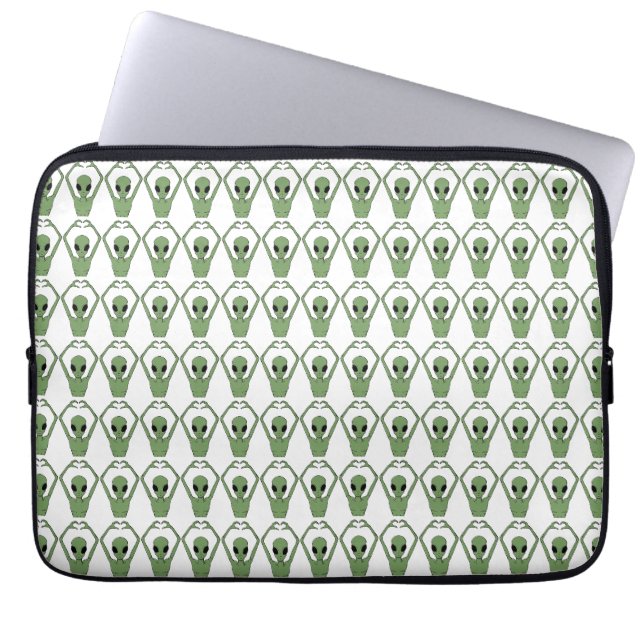 Alien-Herz-Pose Laptopschutzhülle (Vorderseite)