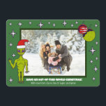 Alien im Weltraum in Weihnachtsmannmütze - Weihnac Ankündigung<br><div class="desc">Senden Sie sich mit dieser Weihnachtskarte zum Foto ein paar Weihnachtsgrüße aus dieser Welt. Eine Illustration einer limiengrünen Alien in einer Weihnachtsmannmütze und einige Ornamente,  die wie Weihnachtsbälle aussehen,  beleuchten Ihren Schnappschuss. Fügen Sie Ihren eigenen Gruß und ein personalisierte aus der Nachricht hinzu.</div>