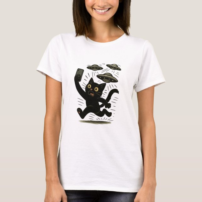 Alien Invasion Cat Design, Selfie UFO Cat T-Shirt (Vorderseite)