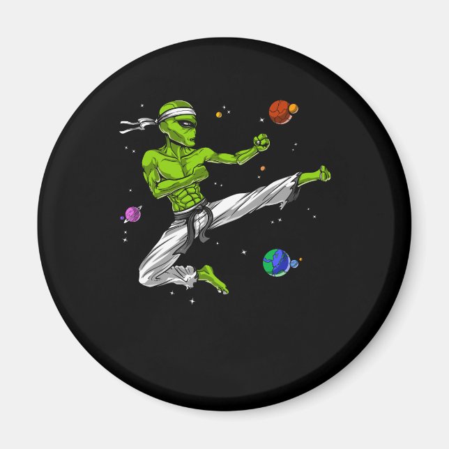 Alien Karate Martial Arts Magnet (Vorne)