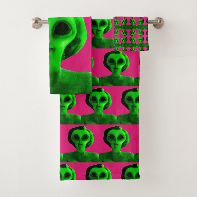 Alien Self Portrait Badhandtuch Set (Insitu)