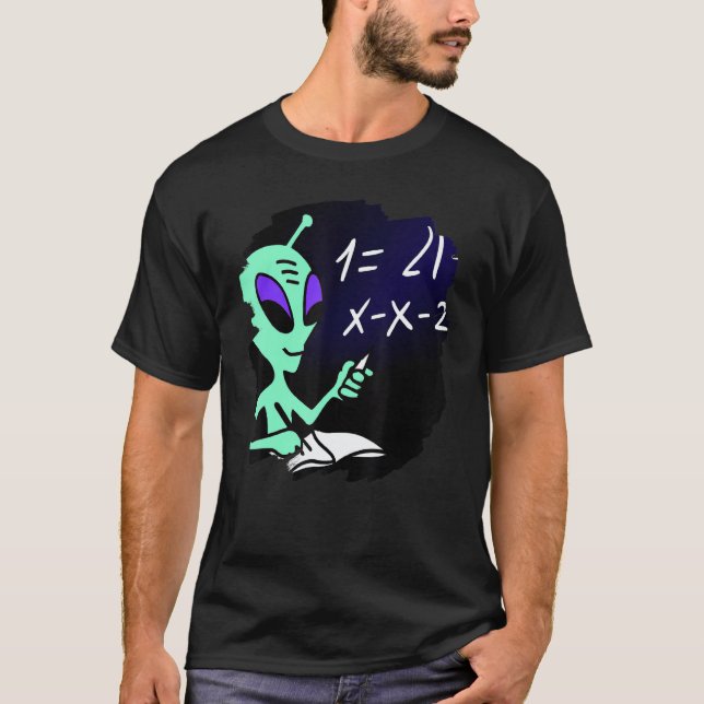 Alien Studying Solving Math Science Physics Equati T-Shirt (Vorderseite)