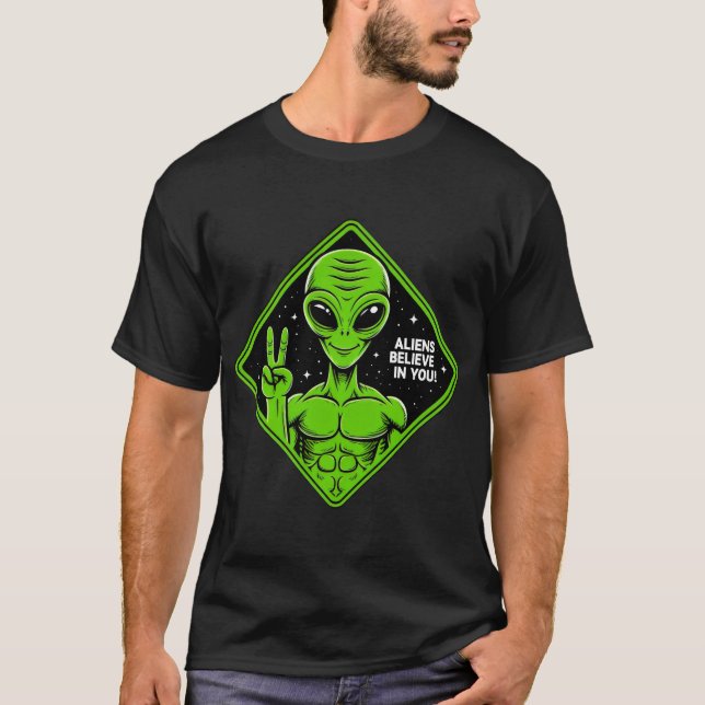 Alien. T-Shirt (Vorderseite)