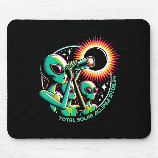 Alien Total Solar Eclipse 4.08.2024 Bekleidung Mousepad (Vorne)