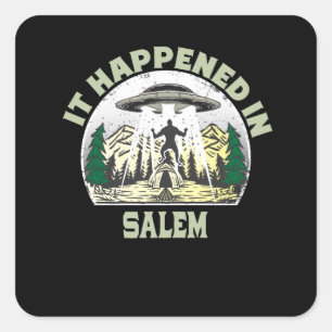Alien UFO in Salem City Quadratischer Aufkleber